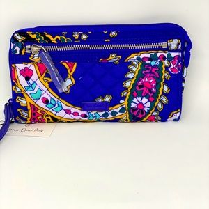 Vera Bradley wallet